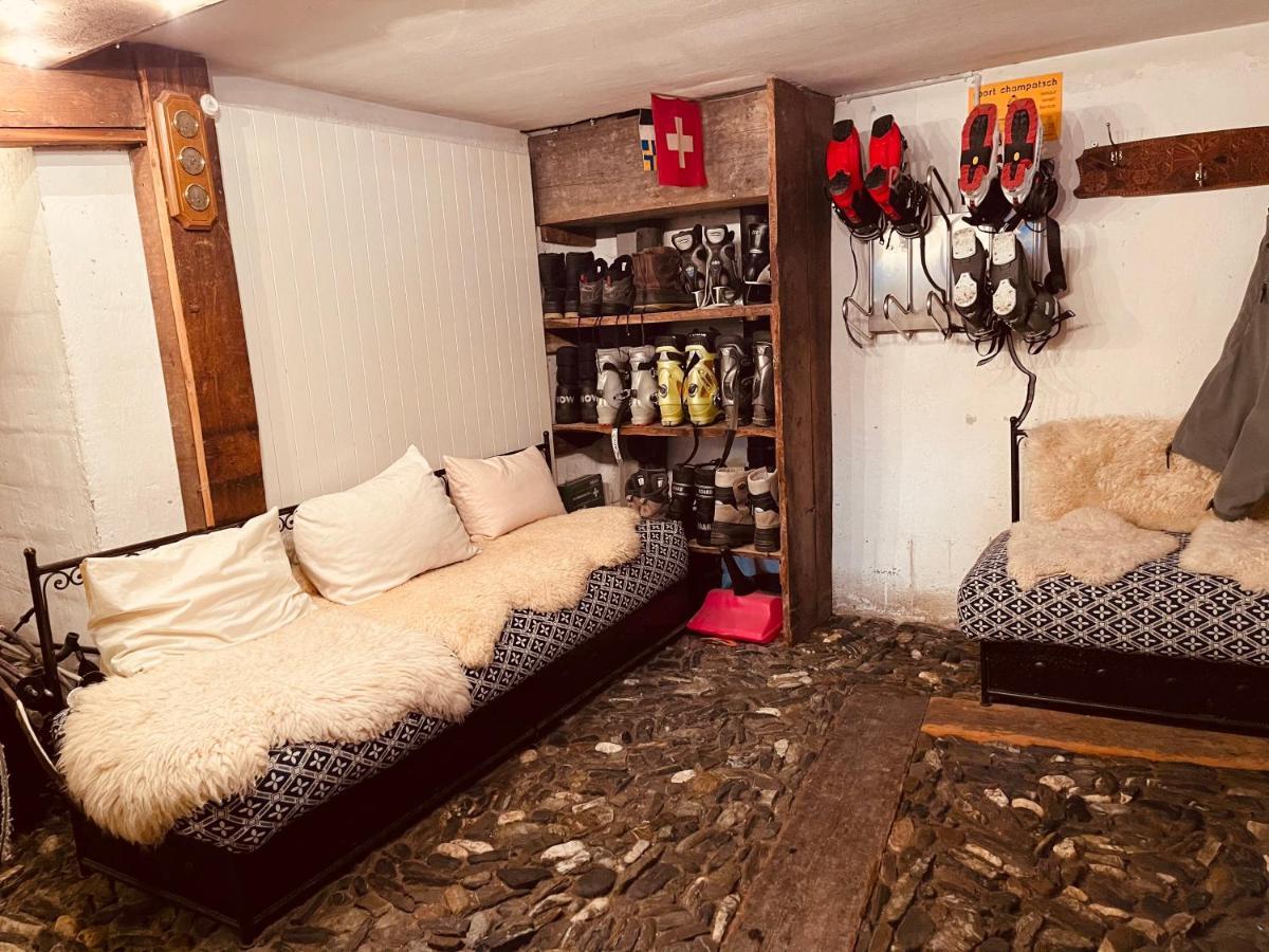 Chasa Engadina Apartment Sent Luaran gambar