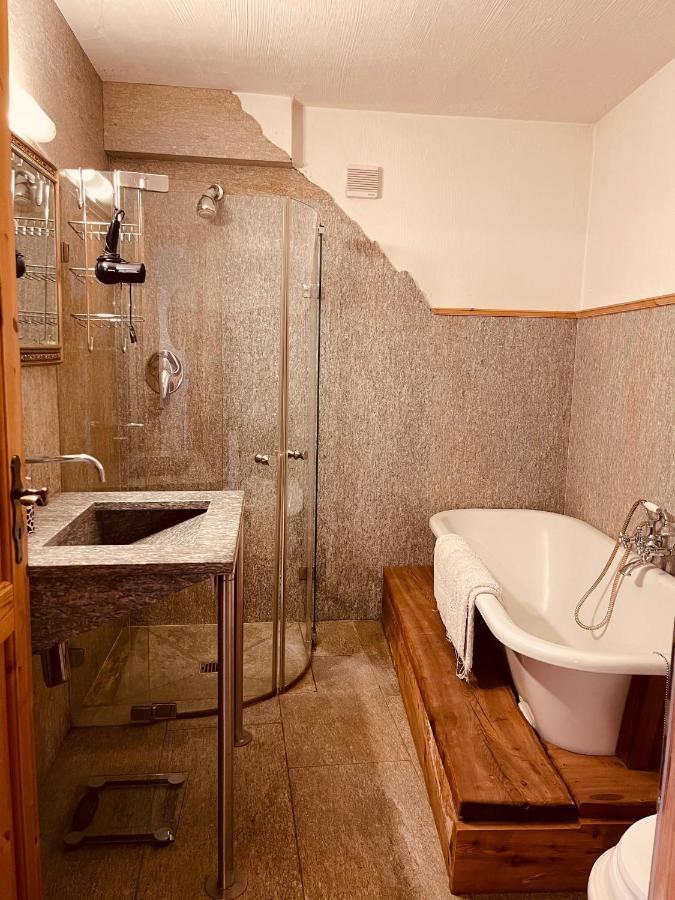 Chasa Engadina Apartment Sent Luaran gambar