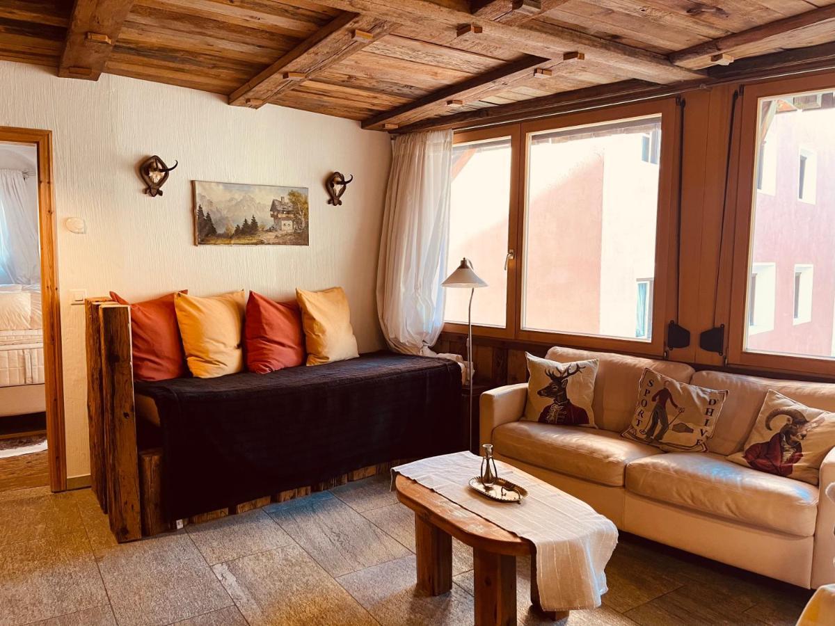Chasa Engadina Apartment Sent Luaran gambar