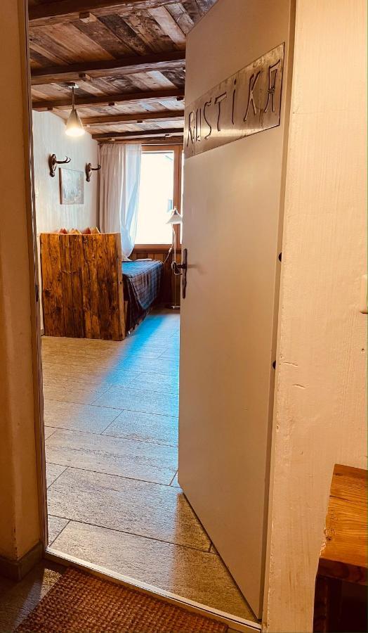 Chasa Engadina Apartment Sent Luaran gambar