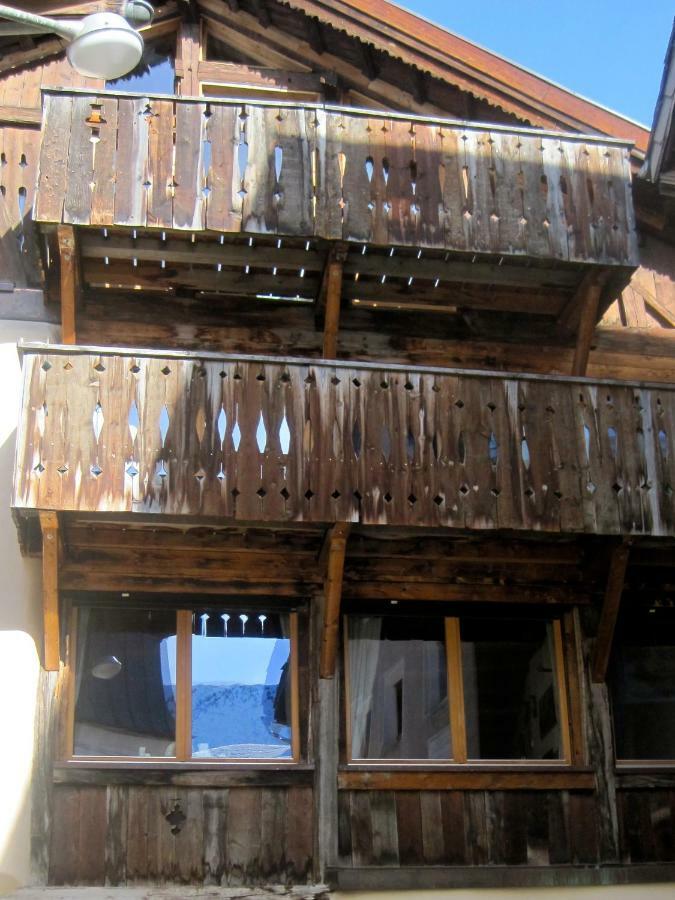Chasa Engadina Apartment Sent Luaran gambar
